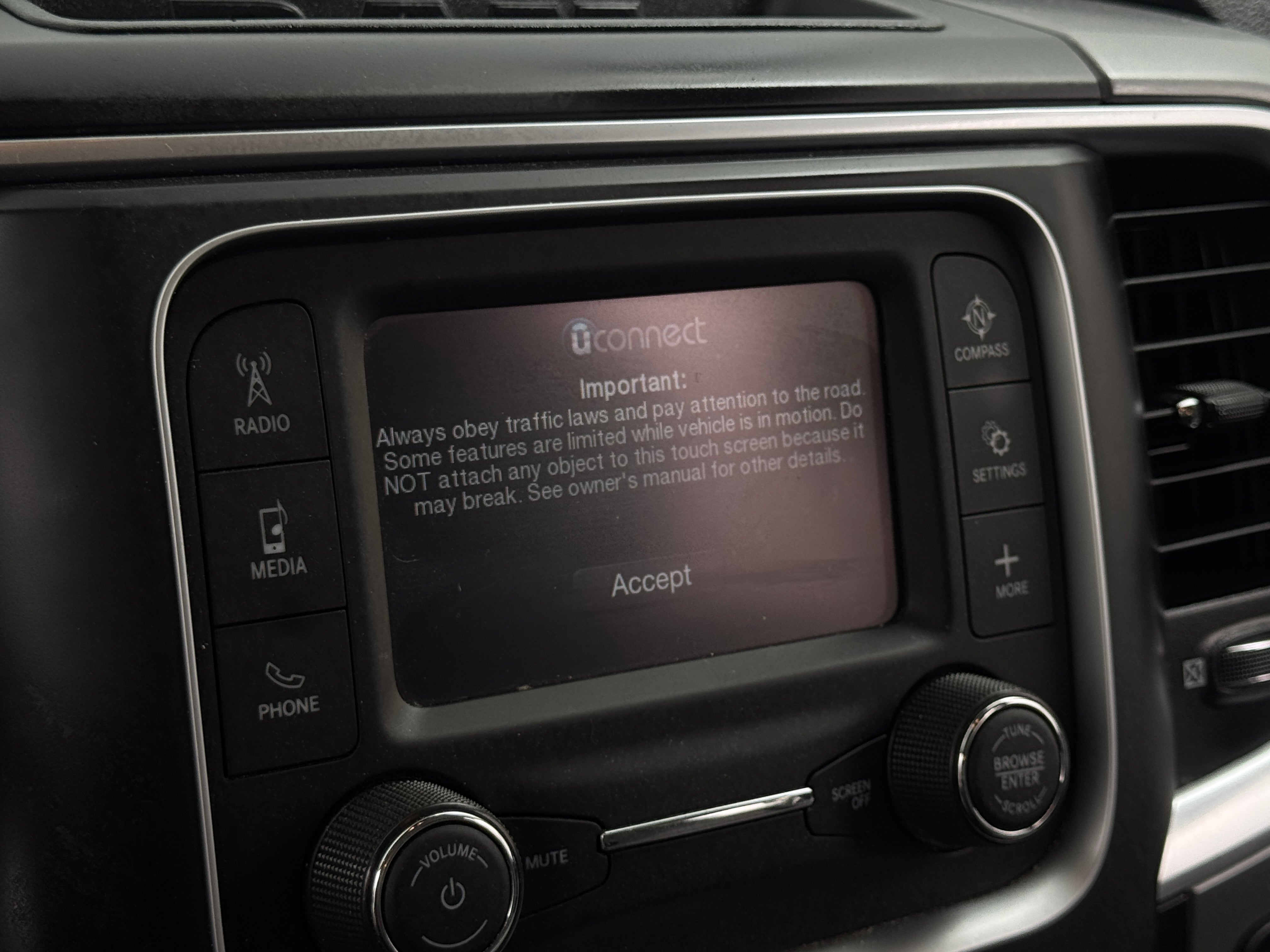 ram ram 1500 classic 2024 1C6RR6GG2RS142703 image ram ram 1500 classic 2024 1C6RR6GG2RS142703 image